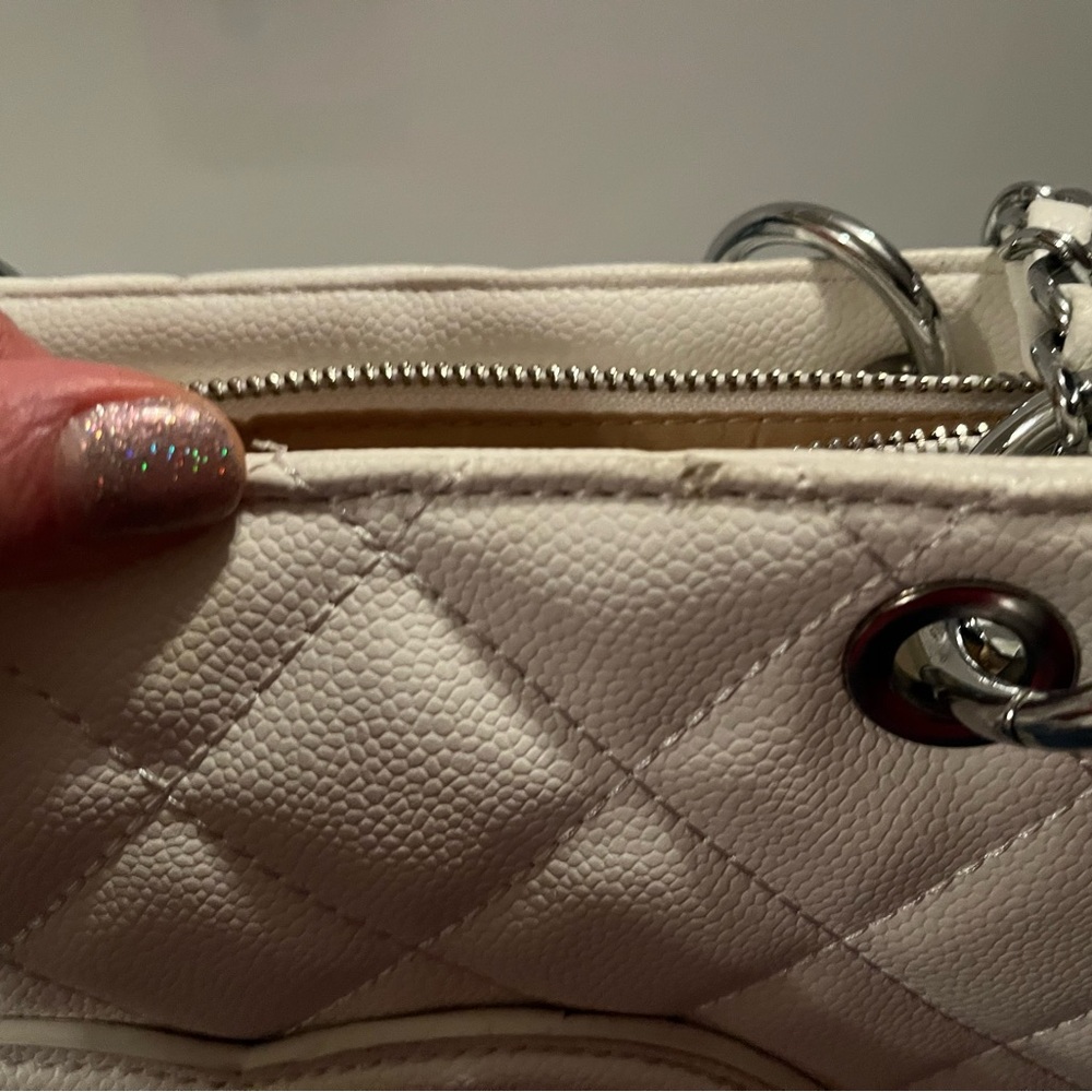 INSPIRED White Quilted Tote Bag - Picture 2 of 8